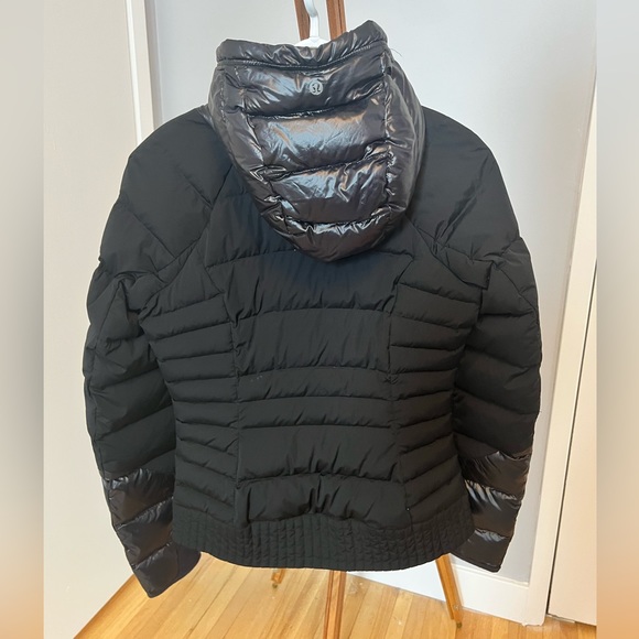 Lululemon Pullover Jacket - Picture 4 of 6